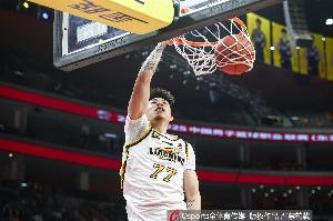 BBIN平台-张镇麟复出！杨鸣：张镇麟求战意愿非常强 今晚将会给他报名